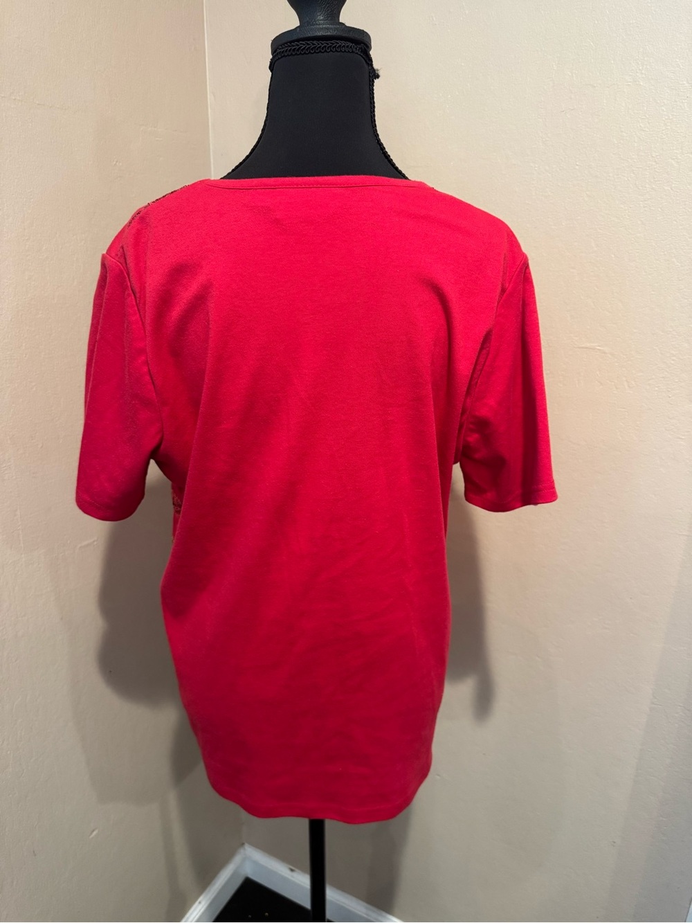 49er Bright Red Round Neck Tee with Gold and Red Sequin Horizontal Stripes - Picture 4 of 7